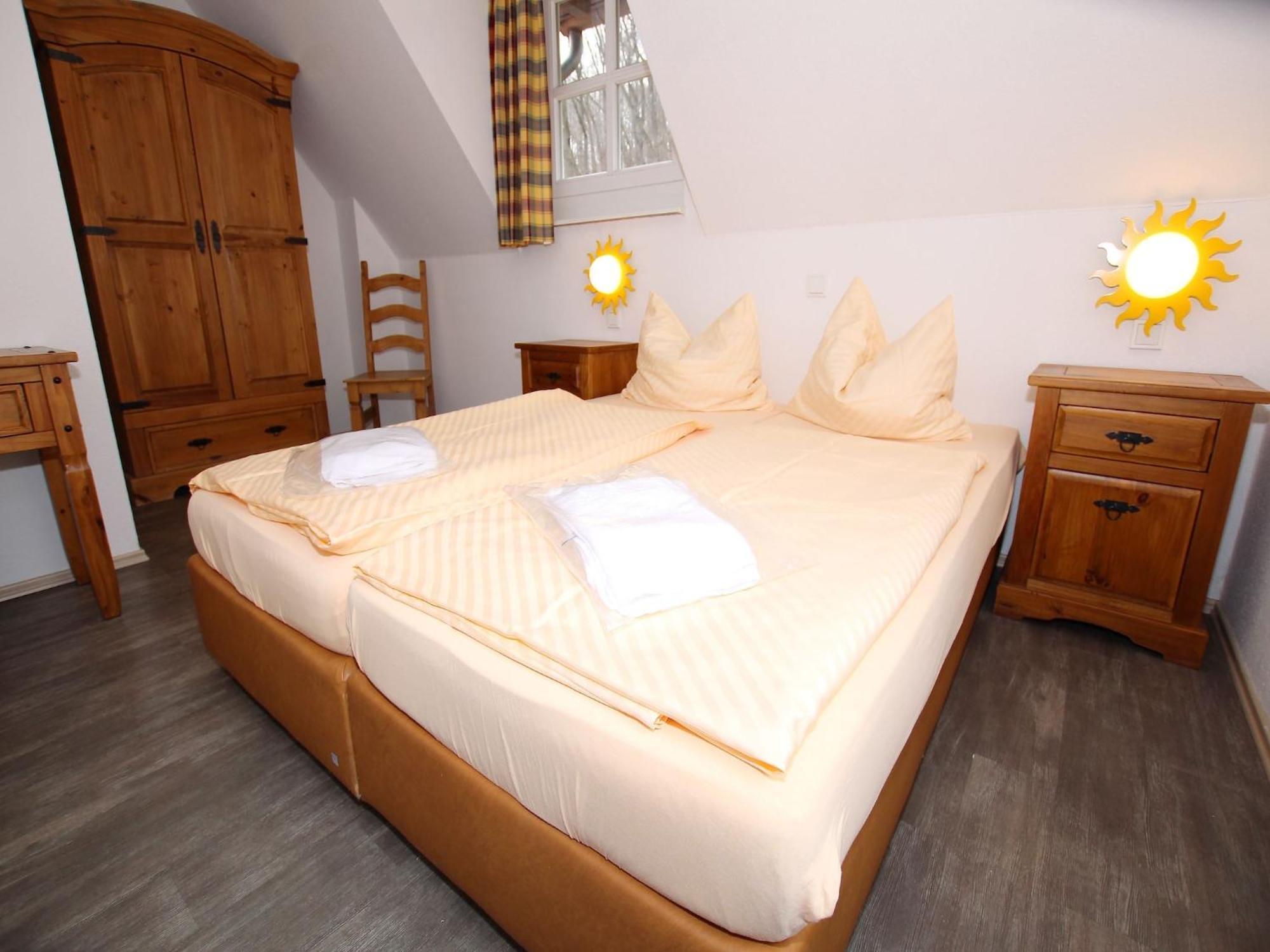 Holiday Home In Wernigerode With A Shared Pool Eksteriør billede